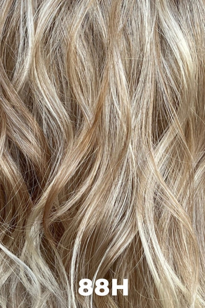 88H | Dark Strawberry Blonde w/ Light Wheat Blonde highlights