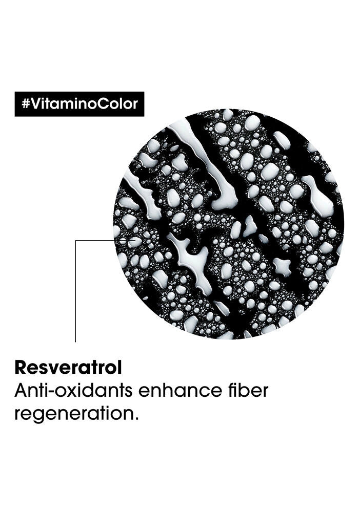 L'oreal Professional Serie Expert Resveratrol Vitamino Color 10 in 1 Perfecting Spray image of product texture